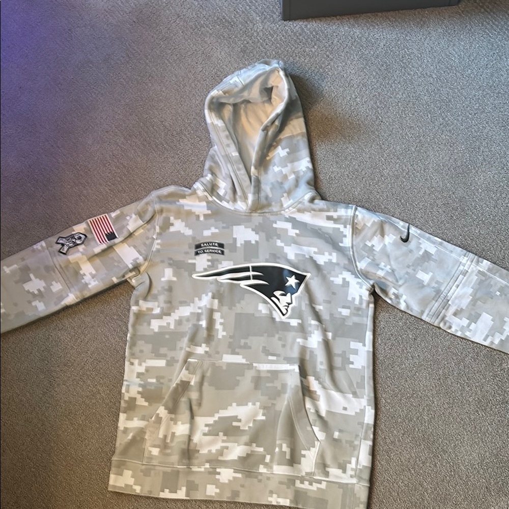 Patriots Kids salute to the service Camo Hoodie